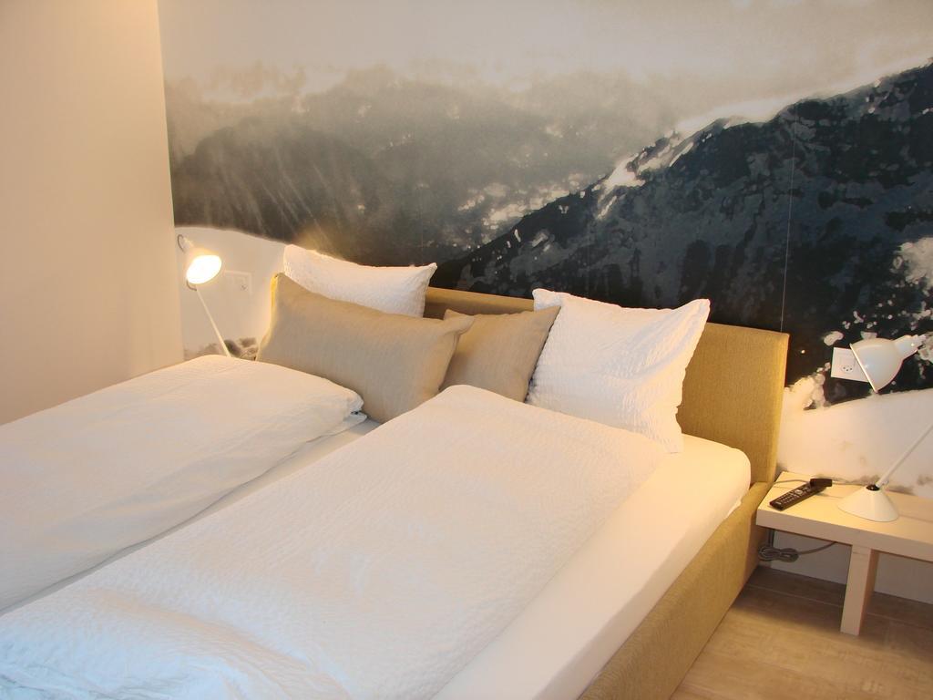Hotel Restaurant Flaschen Albinen Екстер'єр фото