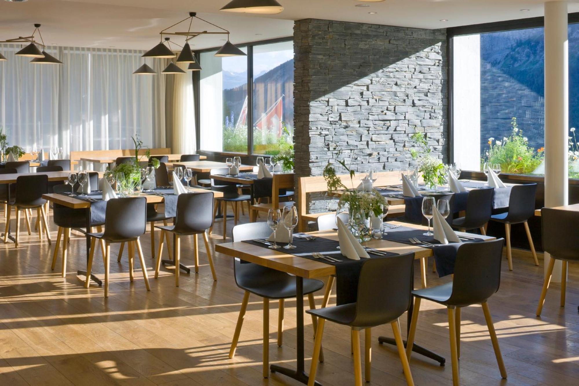 Hotel Restaurant Flaschen Albinen Екстер'єр фото